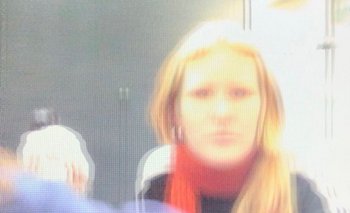 Vernissage: Listening without ears 