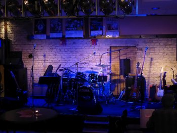 Session / Open Stage - G&auml;ste &amp; Opener: Wird noch bekanntgegeben