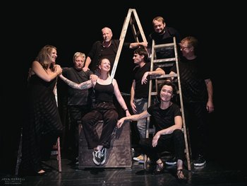 A Band of Pearls -  Das Skriptorium