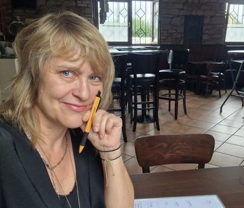 SCHREIB-ZEIT mit FRAU SCHREIBER