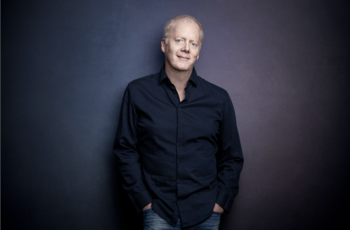 John Doyle &quot;LASS DIE KIRCHE IM DORF&quot; - Comedy